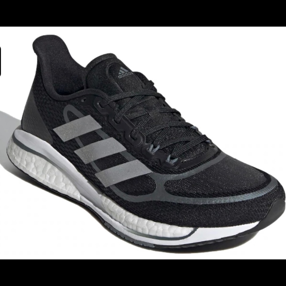 Adidas supernova plus running shoes. Size 8. NIB
